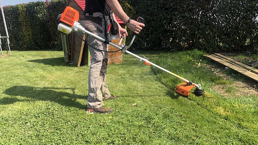 débroussailleuse thermique FX-MS162 FUXTEC débroussailleuse thermique FX-MS162 FUXTEC